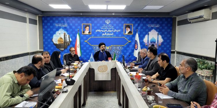 سهم آموزشگاههای آزاد فنی و حرفهای قم در سال گذشته: ارائه ۲.۵ میلیون نفر ساعت آموزش