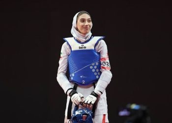 درخواست جلوگیری از تحصیل غیرقانونی خانم مبینا نعمت‌زاده در رشته پزشکی دانشگاه تهران