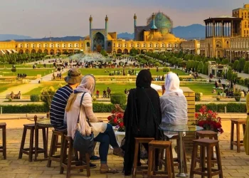 گردشگری ایران در نیمه اول۱۴۰۳؛ رونق وعده داده‌شده، تحقق‌نیافته