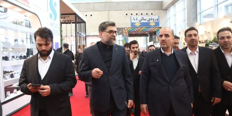 معاون وزارت صمت خبر داد: برنامه وزارت صمت برای حمایت از تولید کنندگان صنعت کفش