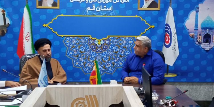 تقدیر جامعه کارگری از مدیرکل آموزش فنی و حرفه‌ای قم