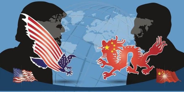 چین بزرگ‌ترین خریدار نفت ایران است؛ آمریکا چگونه پکن را تحریم می‌کند؟
